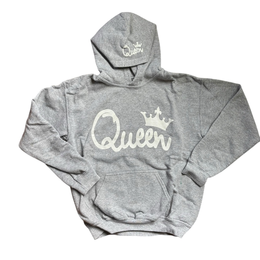 Gildan Gray Kids Hoodie with Queen Design‎